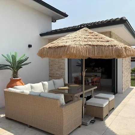 Villa Maison Moderne Avec Piscine *