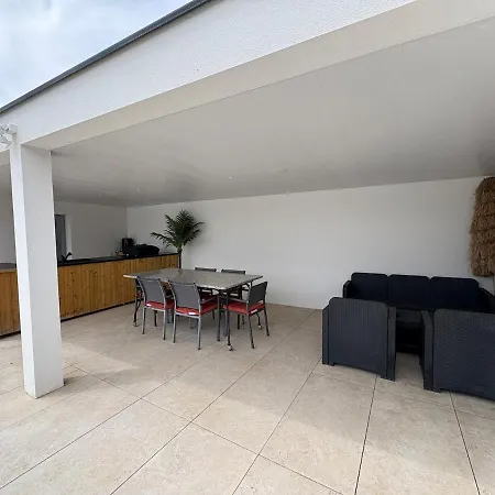 Maison Moderne Avec Piscine